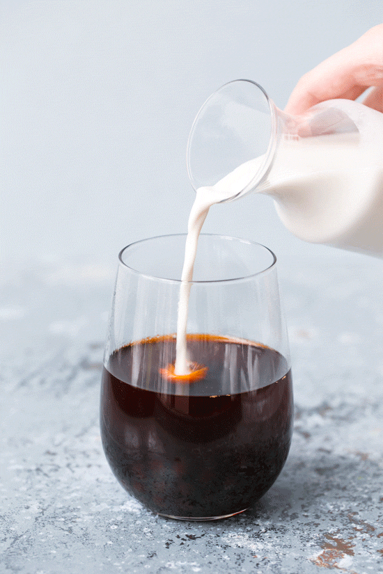 4. Thai Almond Milk Bubble Tea