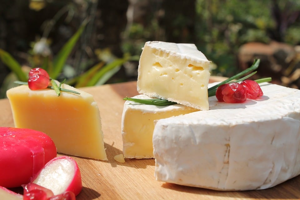 Cheese, Camembert, Mature Cheddar, Gouda, Country