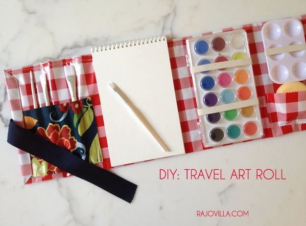 6. Suka Corat-Coret Diwaktu Senggang? Drawing Kits Ini Kamu Butuhin Banget, Nih
