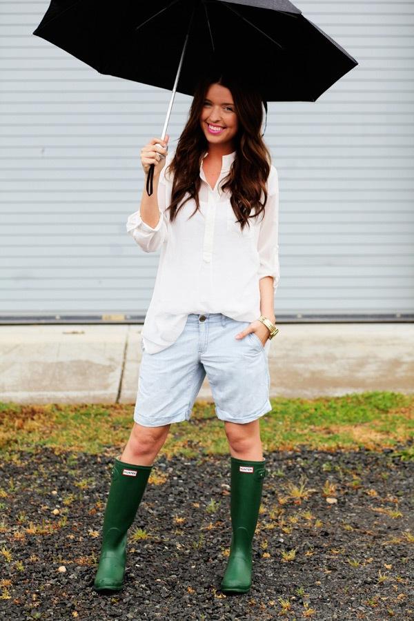 6. Sepatu Boots