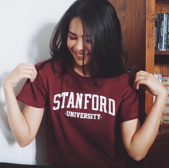 Maudy Ayunda memilih Stanford University